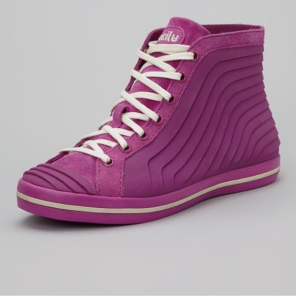 Ccilu Vegan Berries and Cream Hi Tops - Picture 1 of 6